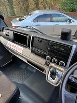 nov-2021-71-mitsubishi-enclosed-race-transpor