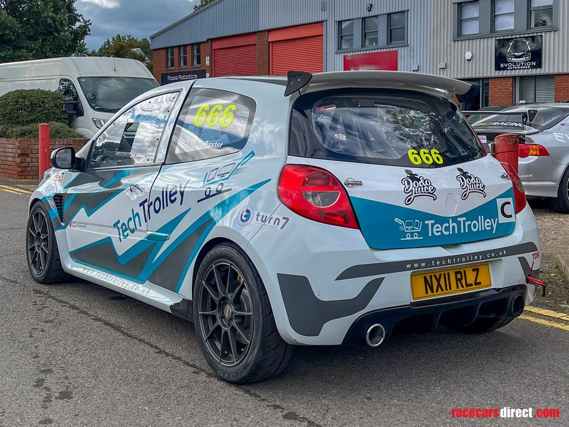 renault-clio-200-race-car