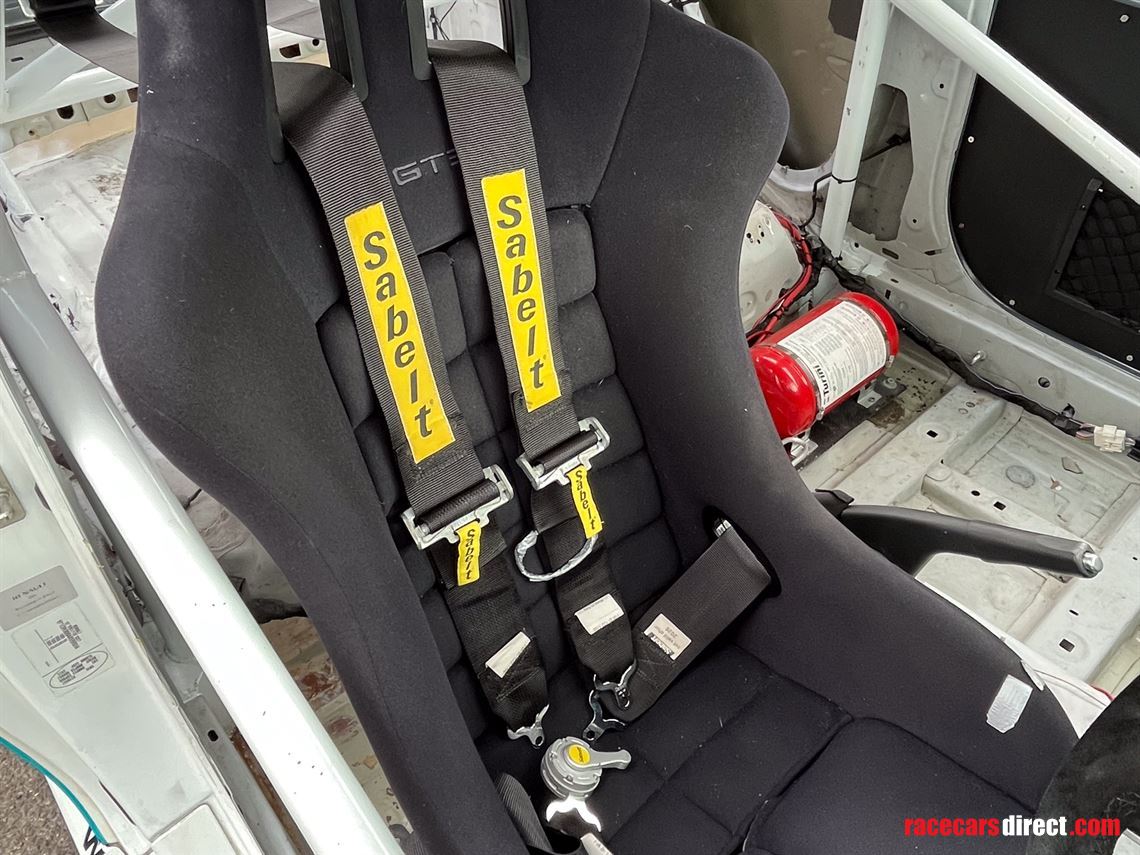 renault-clio-200-race-car