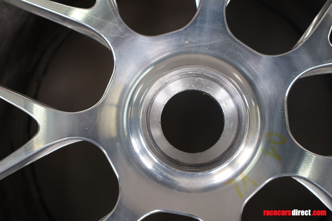 porsche-997-rsr-gt3r-bbs-monoblock-front-whee