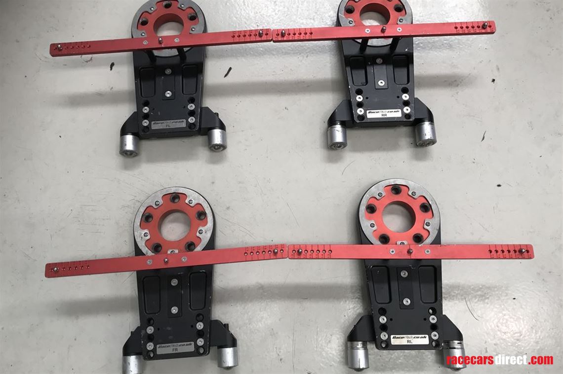 gt-setup-scales-and-hubstands