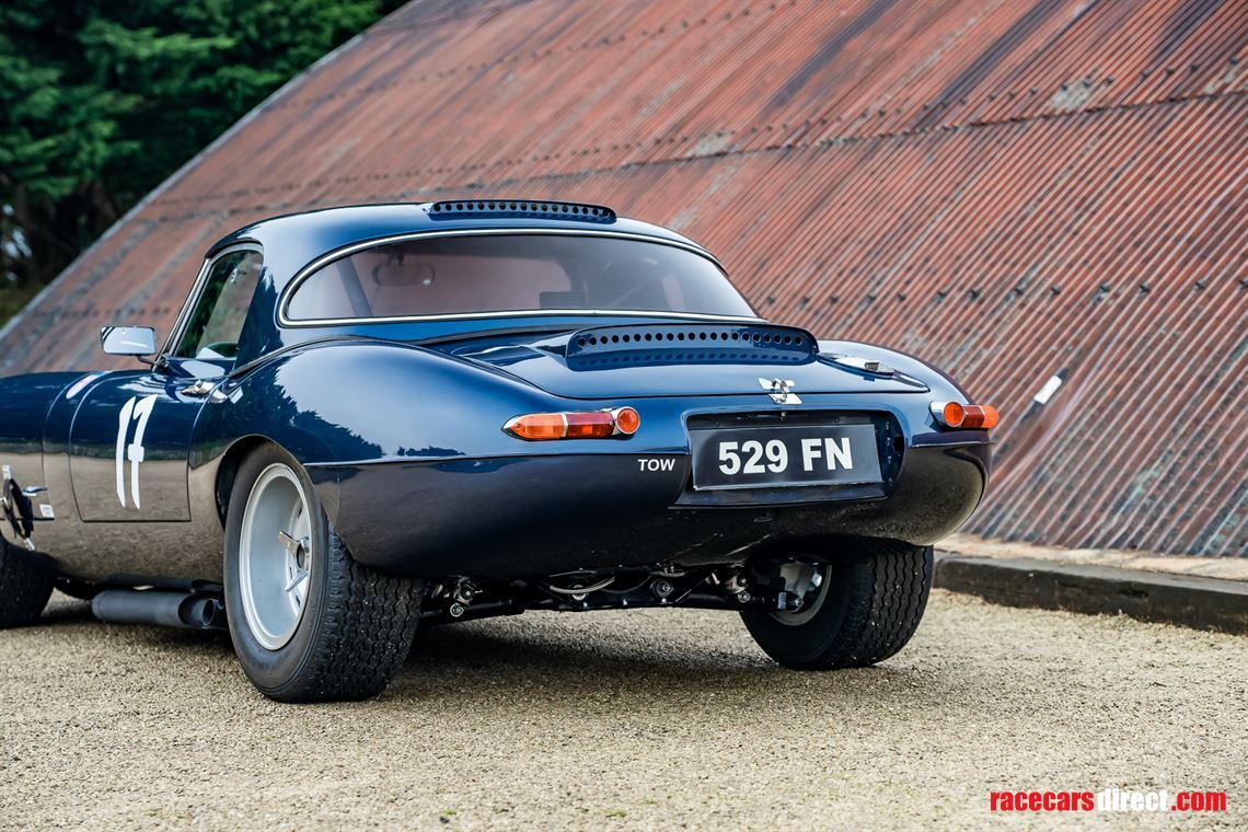 jaguar-e-type-semi-lightweight-competition-19