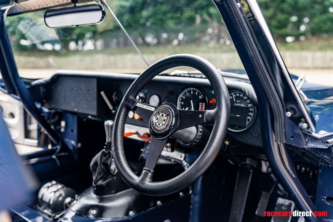 jaguar-e-type-semi-lightweight-competition-19