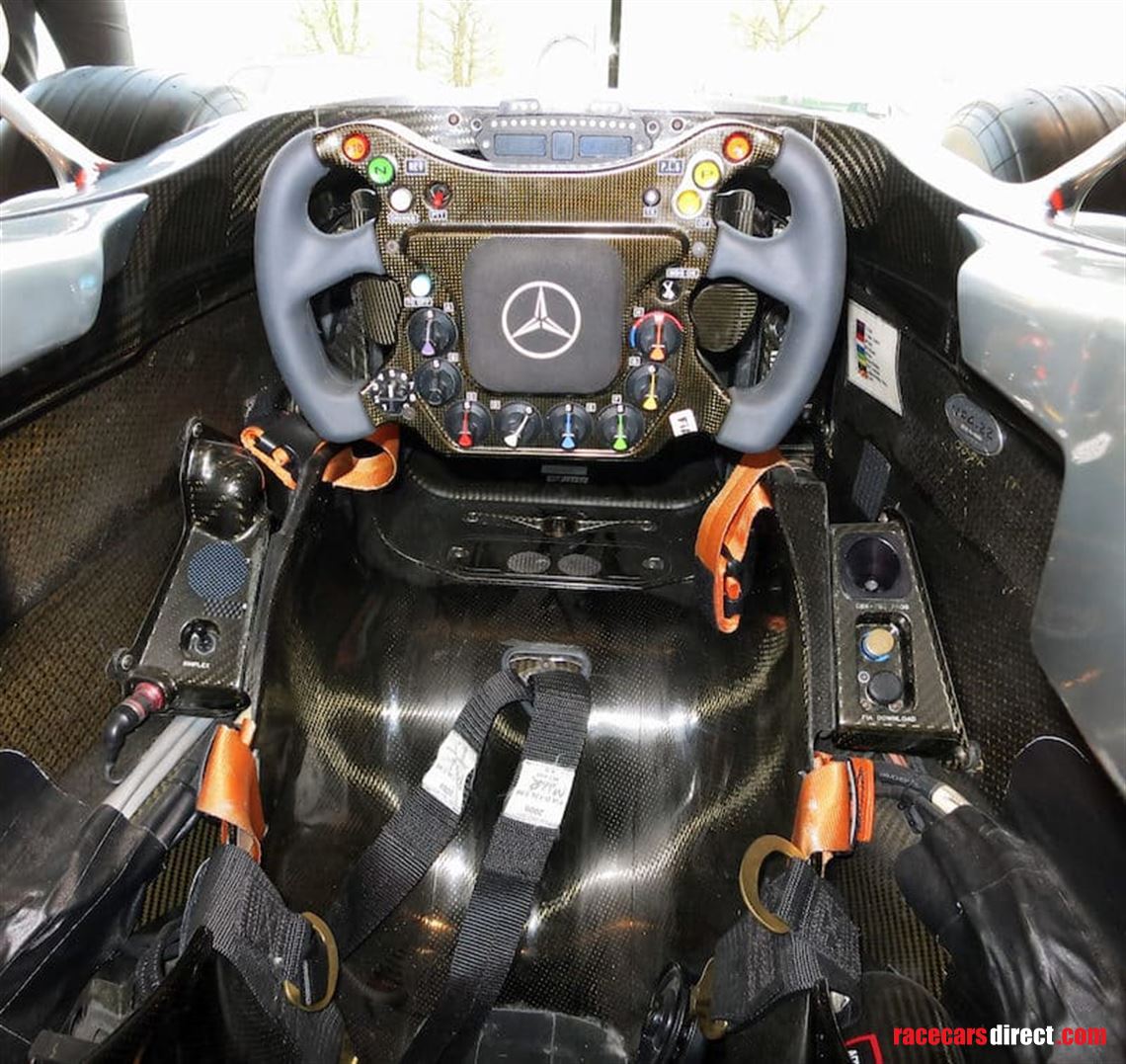 original-mclaren-2006-mp421-test-team-steerin