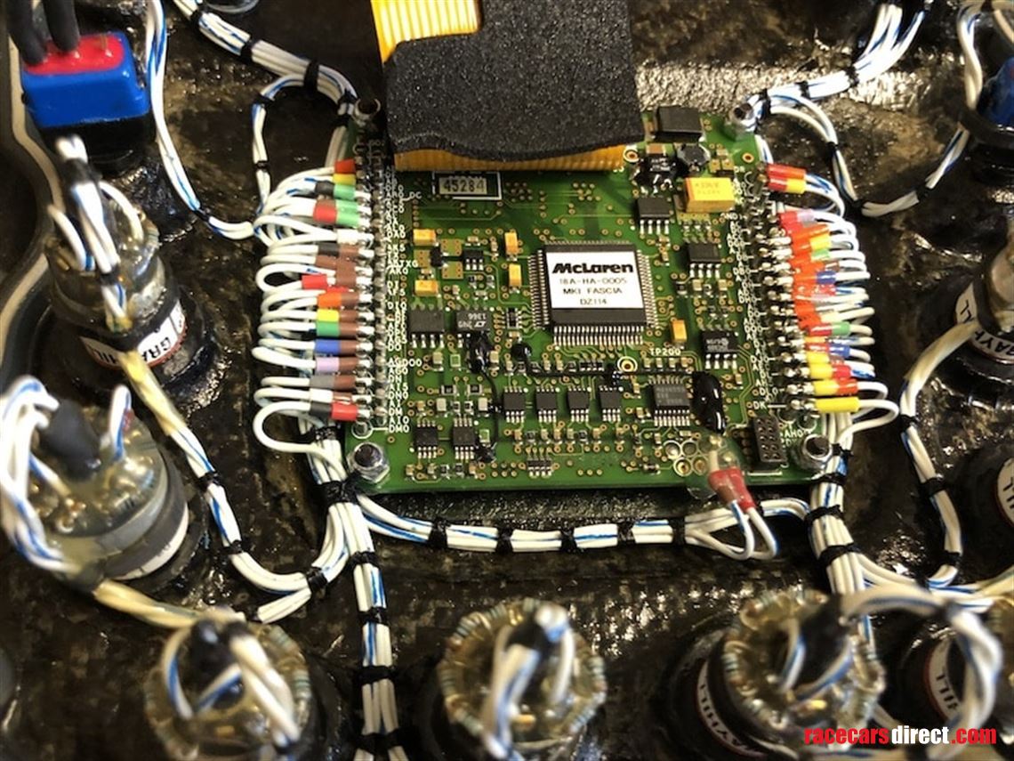 original-mclaren-2006-mp421-test-team-steerin