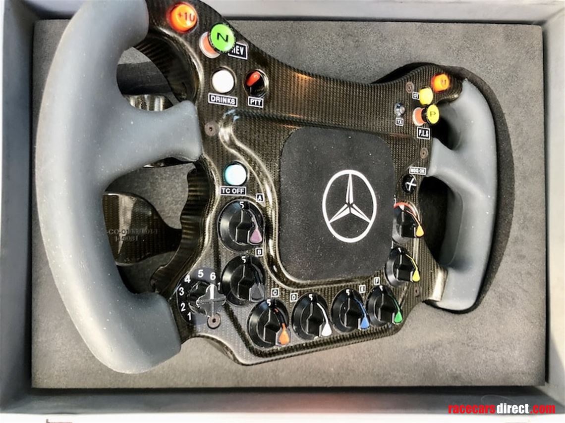 original-mclaren-2006-mp421-test-team-steerin