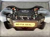 original-mclaren-2006-mp421-test-team-steerin