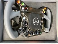 original-mclaren-2006-mp421-test-team-steerin