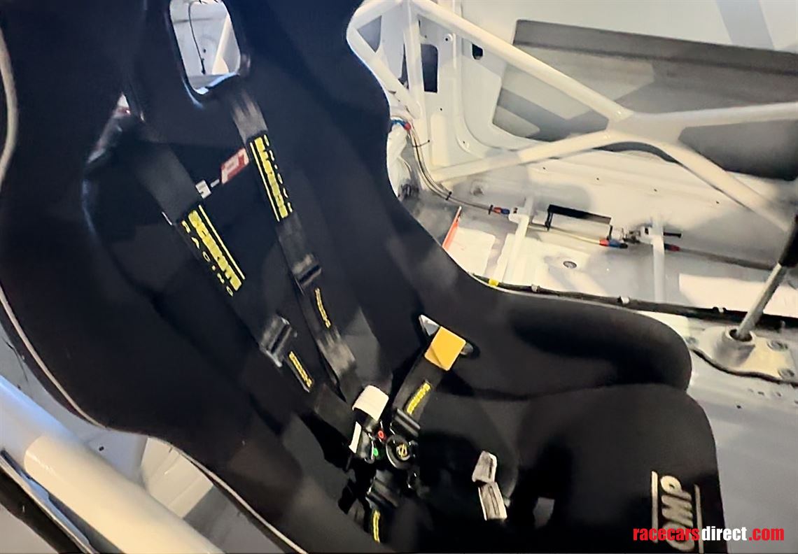 bmw-1-series-v8---offer-price