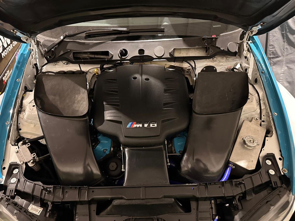 bmw-1-series-v8---offer-price