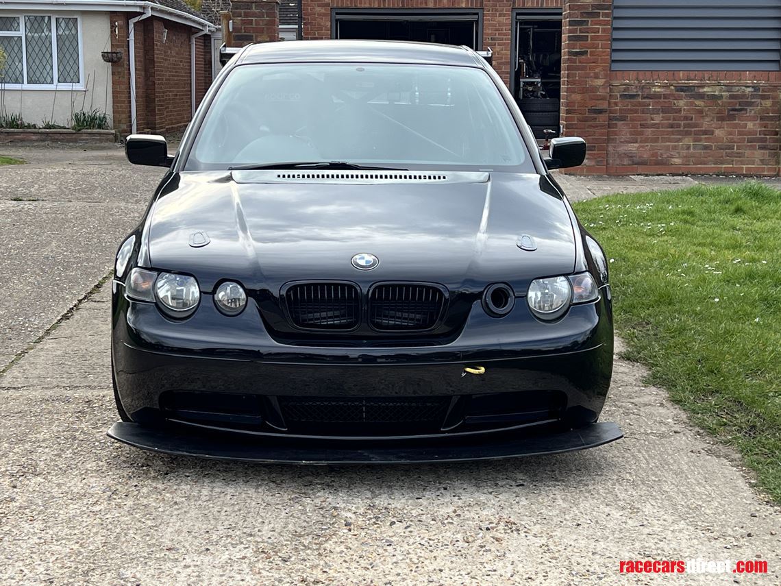 bmw-e46-325-compact-race-car-brian-james-trai