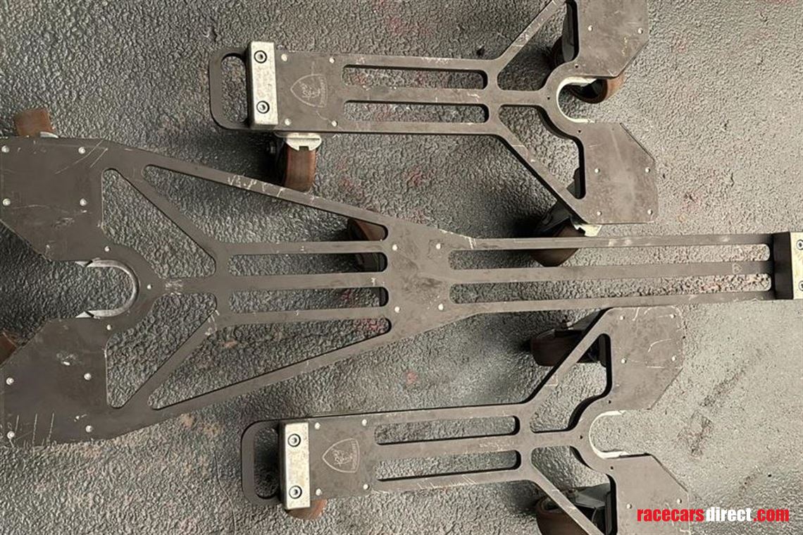 lamborghini-gt3-double-ups-and-safetys