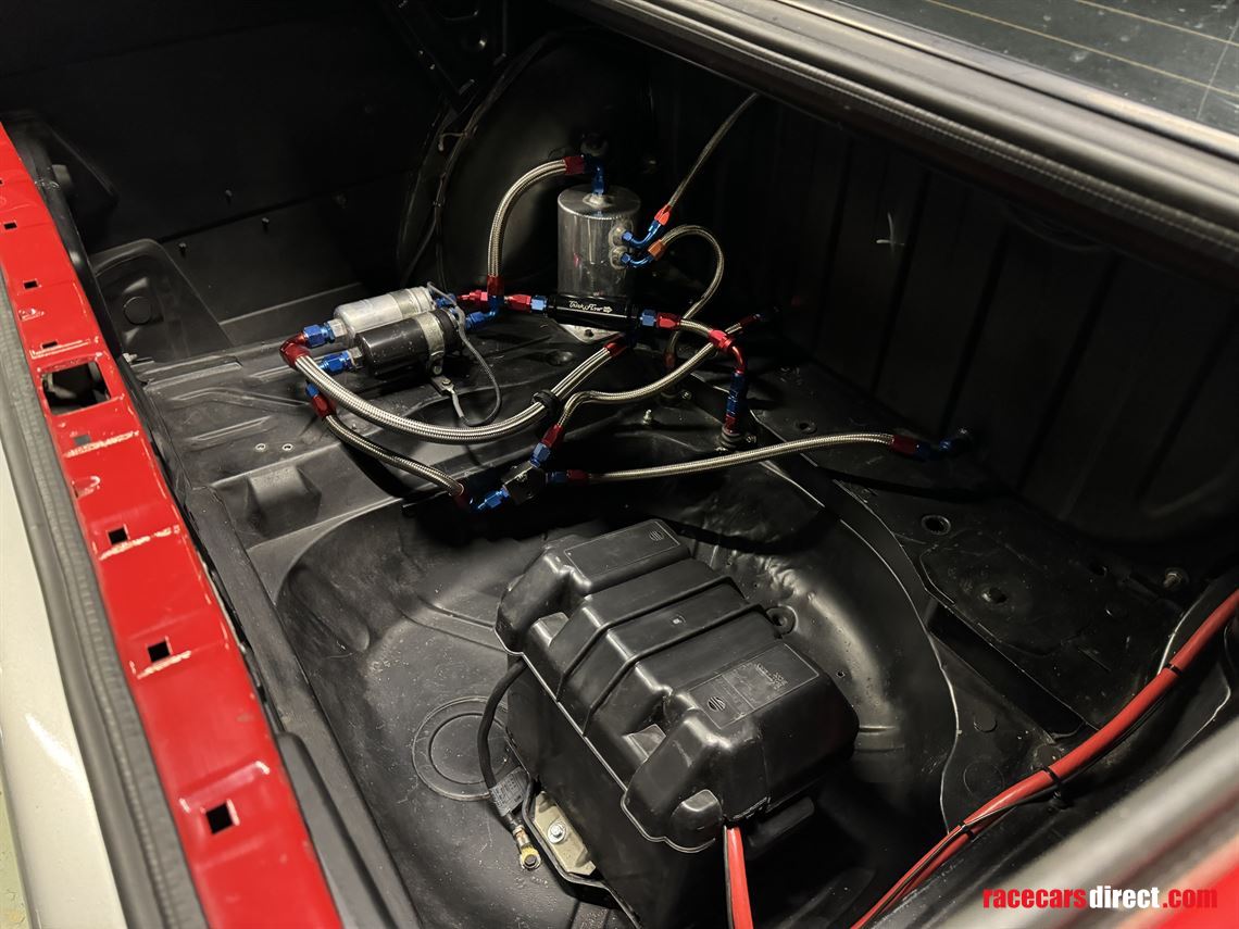 mercedes-benz-190-e-evodtm-replica