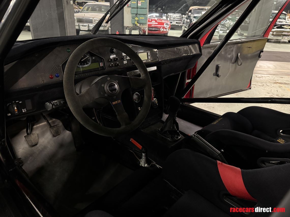 mercedes-benz-190-e-evodtm-replica