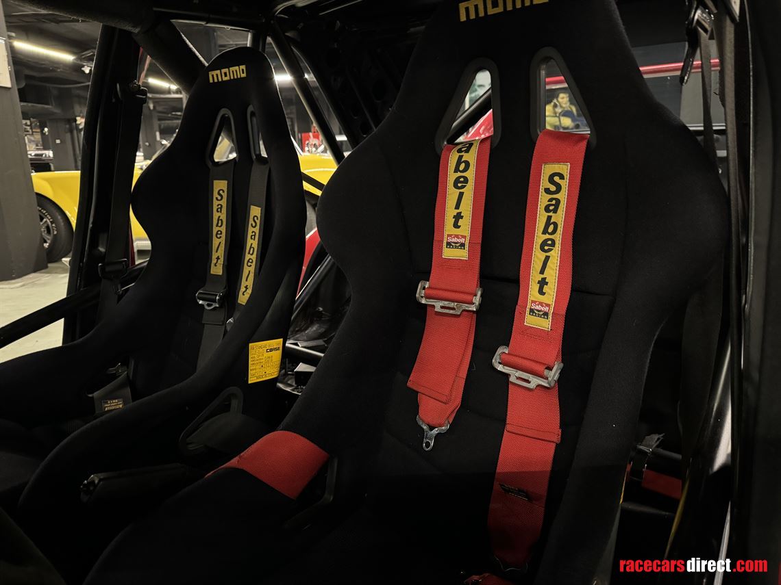 mercedes-benz-190-e-evodtm-replica