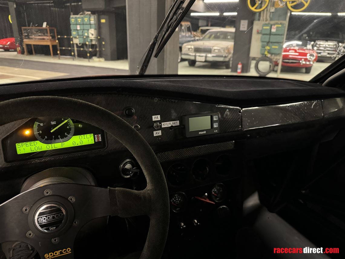 mercedes-benz-190-e-evodtm-replica