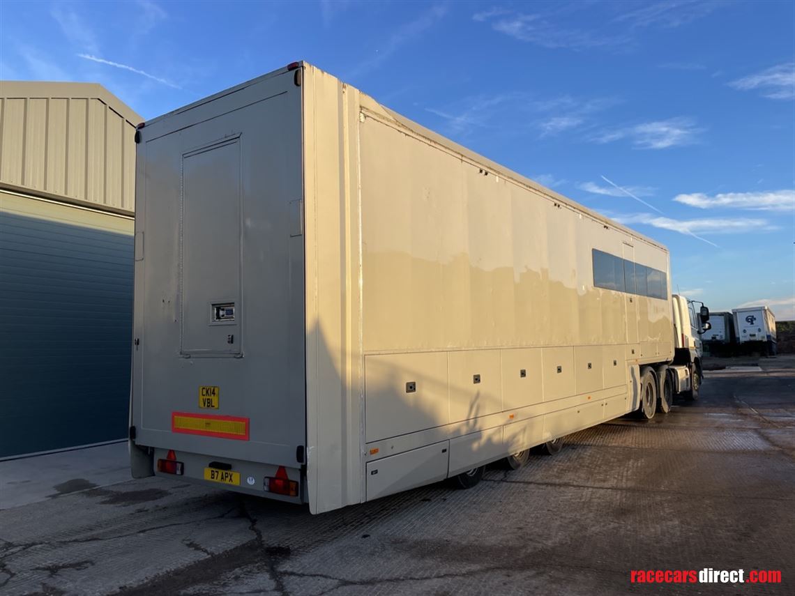 2-or-3-car-race-trailer-built-by-pocklington