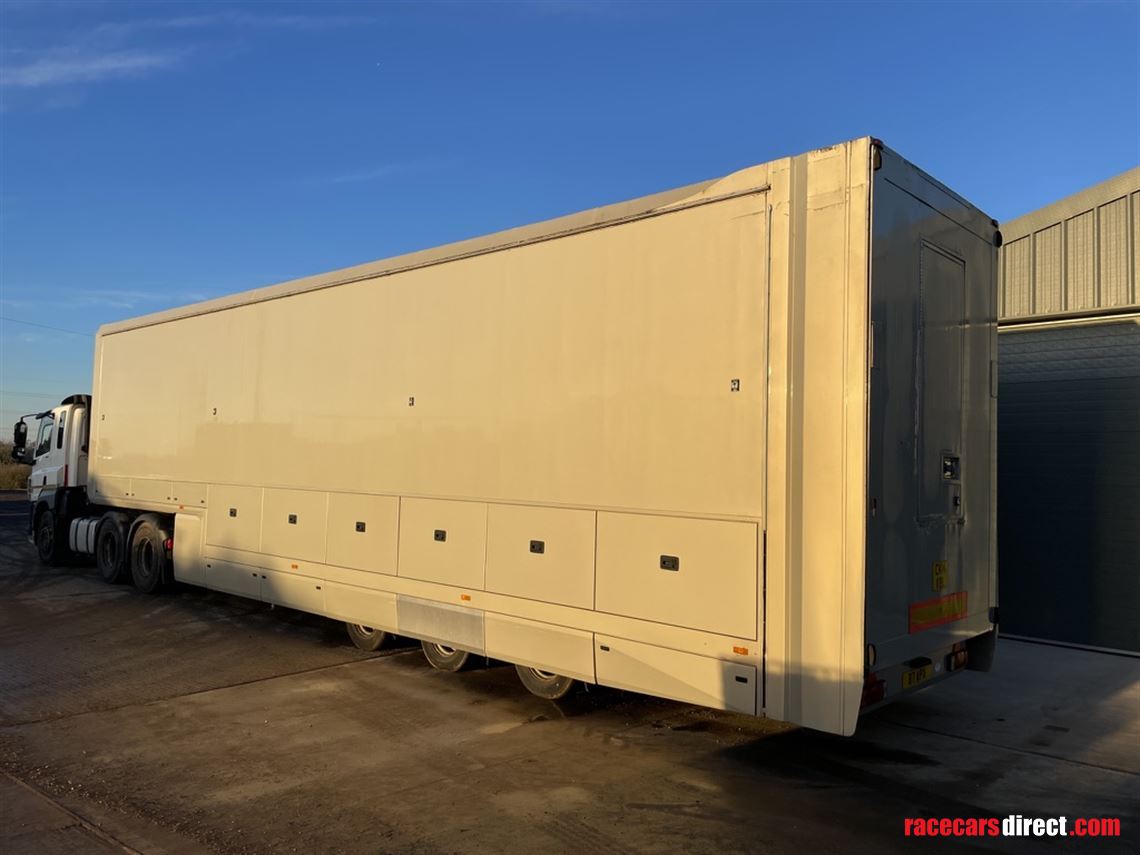 2-or-3-car-race-trailer-built-by-pocklington