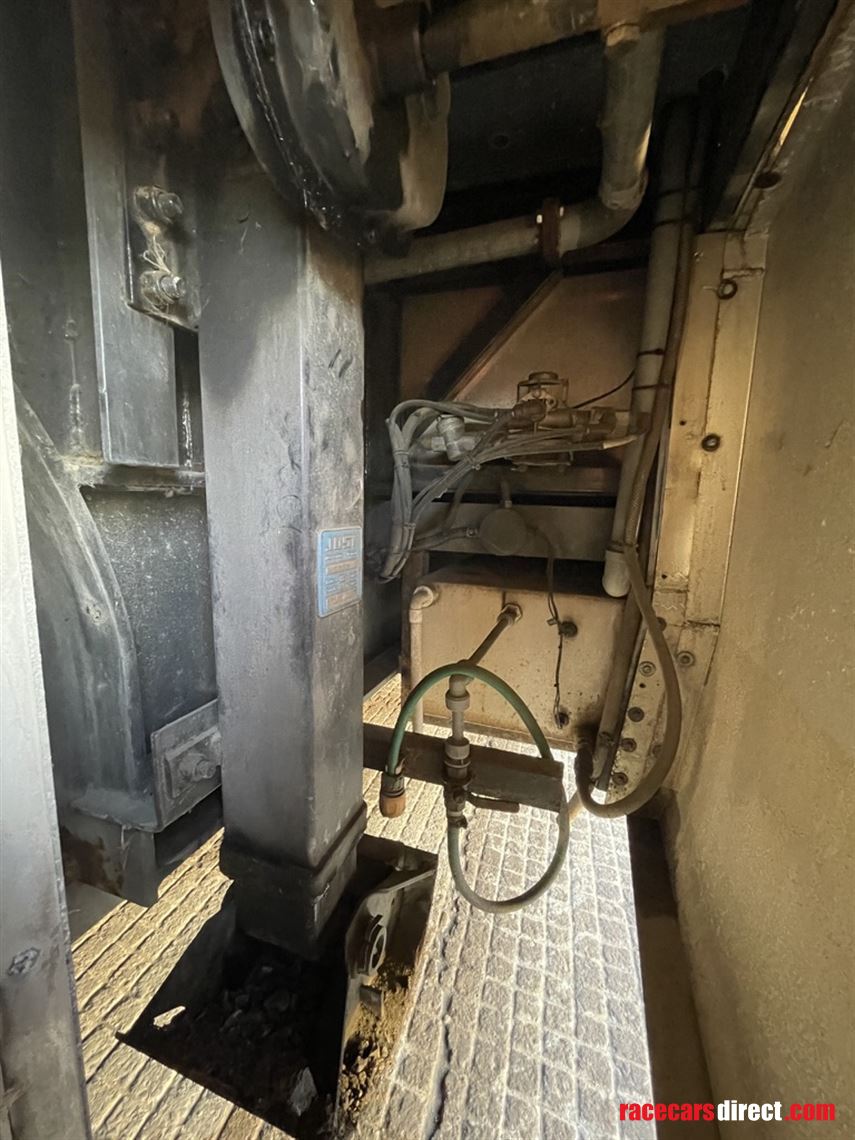 2-or-3-car-race-trailer-built-by-pocklington