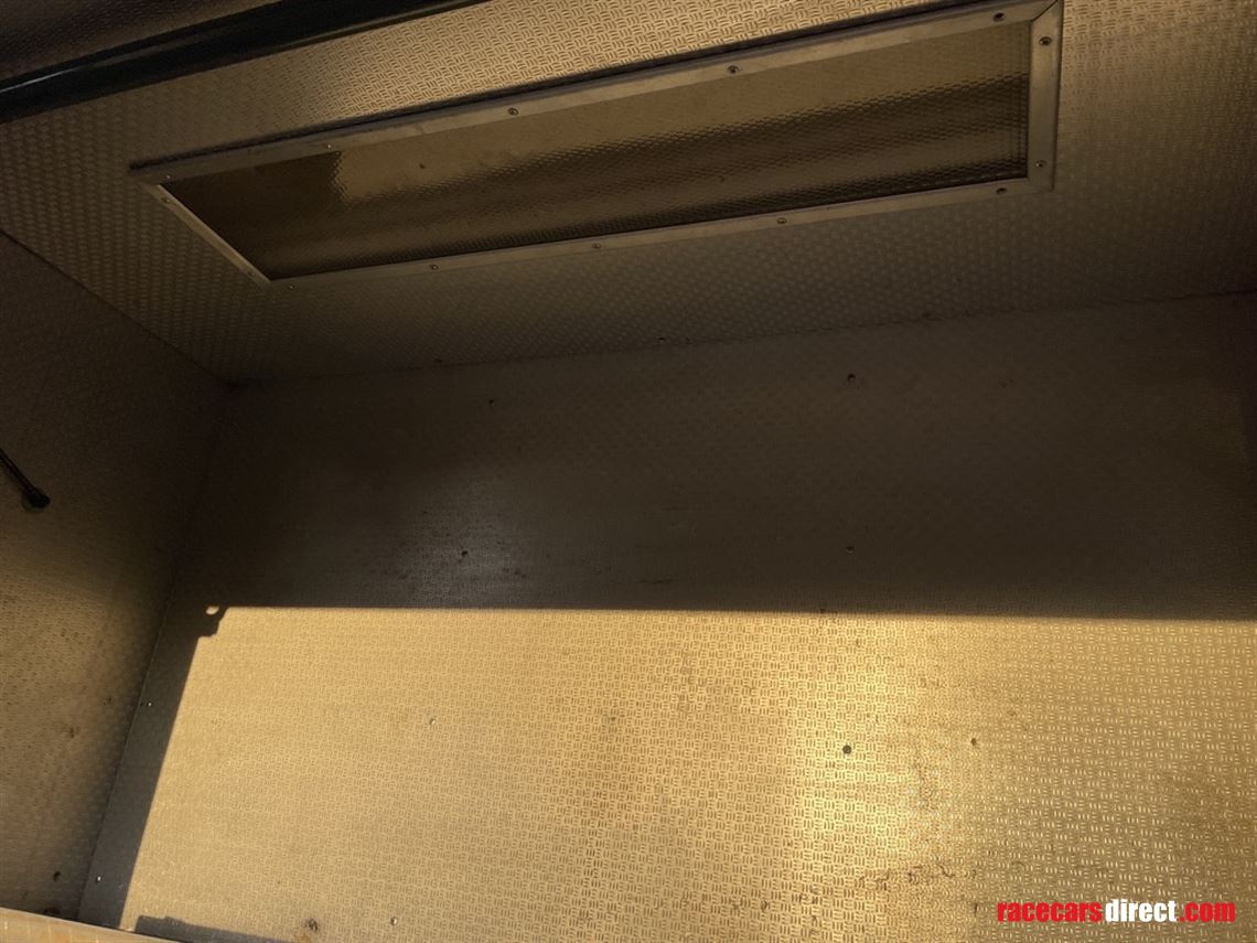 2-or-3-car-race-trailer-built-by-pocklington