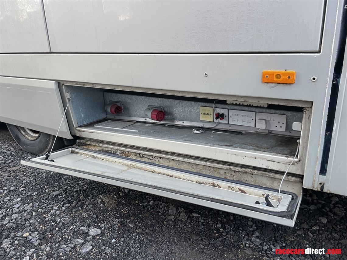 2-or-3-car-race-trailer-built-by-pocklington