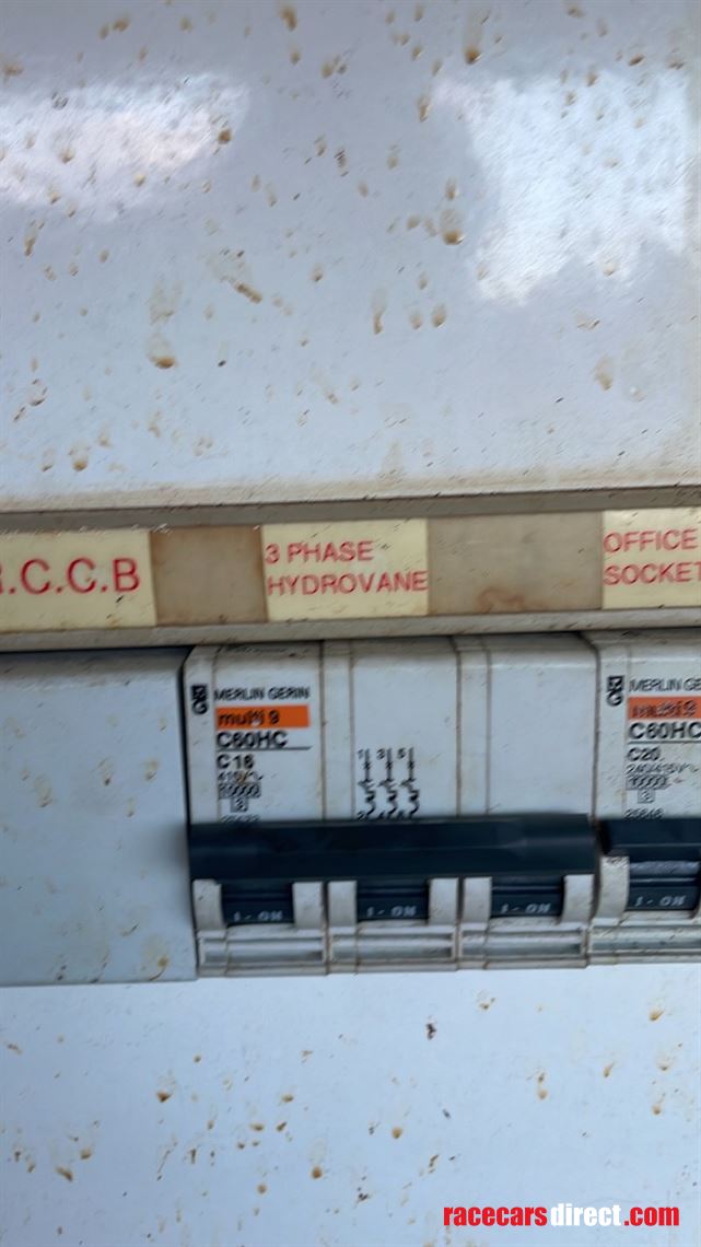 2-or-3-car-race-trailer-built-by-pocklington