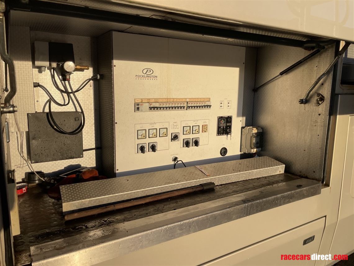 2-or-3-car-race-trailer-built-by-pocklington