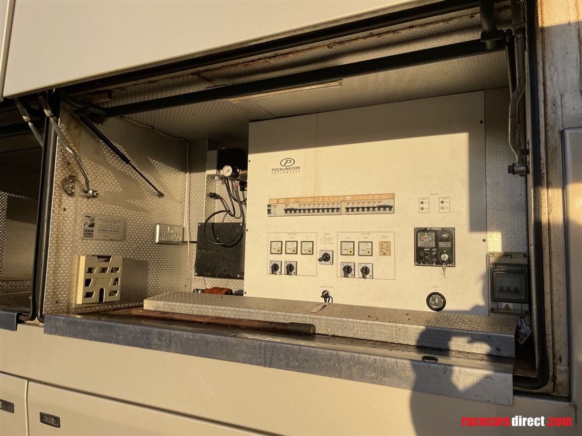 2-or-3-car-race-trailer-built-by-pocklington