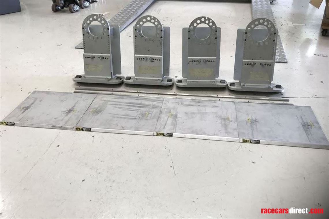 bg-racing-hub-stands