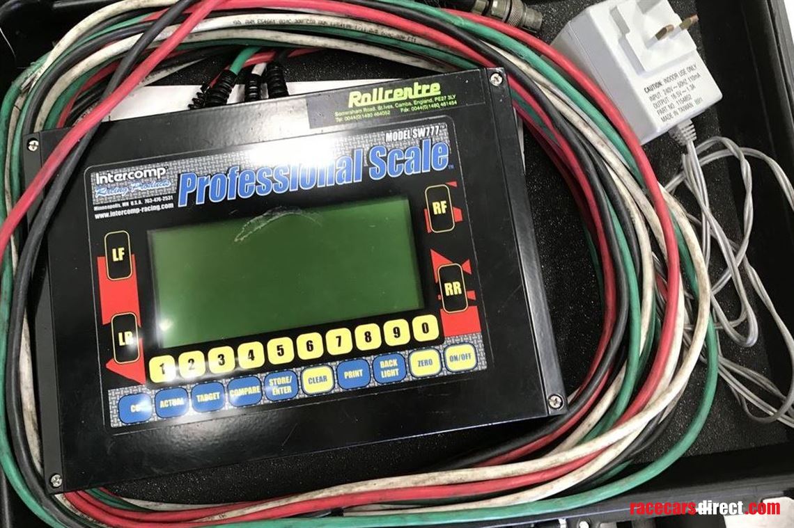 intercomp-setup-scales