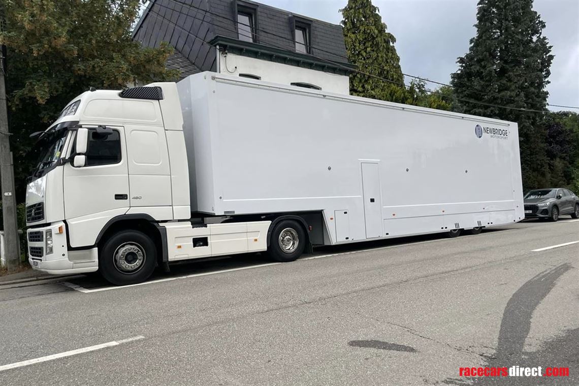 hopkins-double-deck-race-transporter-with-tra