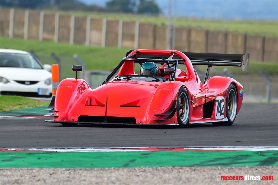 radical-sr8-centre-seat-c38-2007