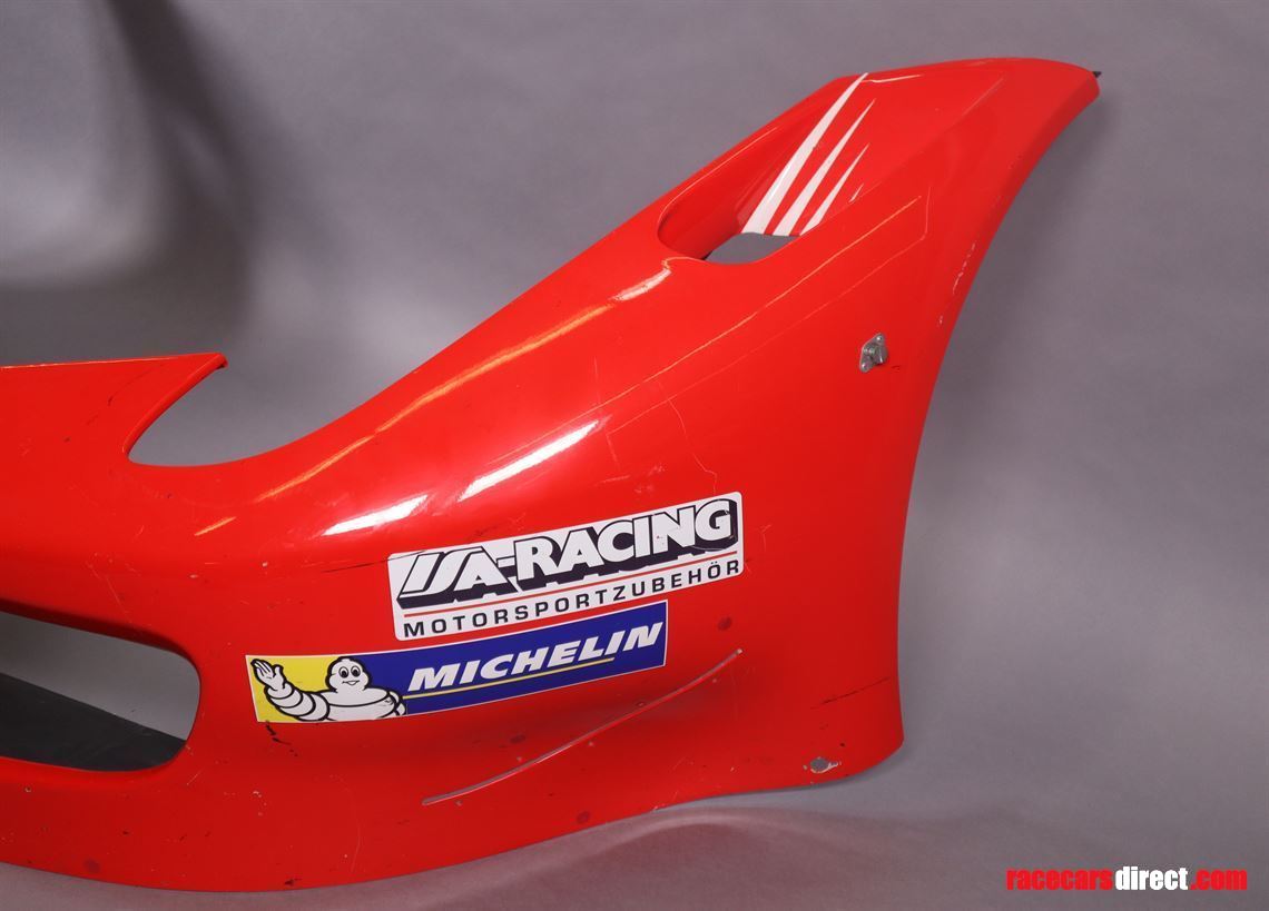 ferrari-458-gt3-front-bumper-damaged