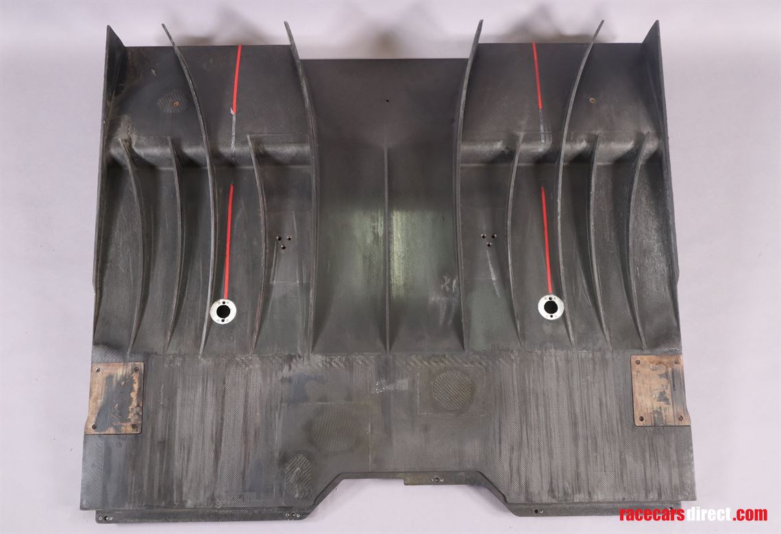 ferrari-488-gt3-diffuser