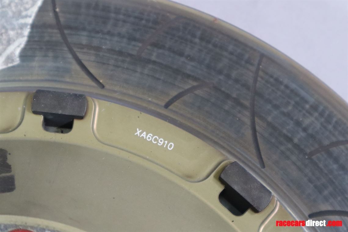 ferrari-488-gt3-4-brake-discs-for-the-rear-ax