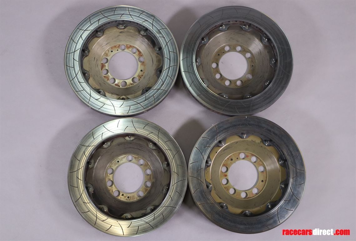 ferrari-488-gt3-4-brake-discs-for-the-rear-ax