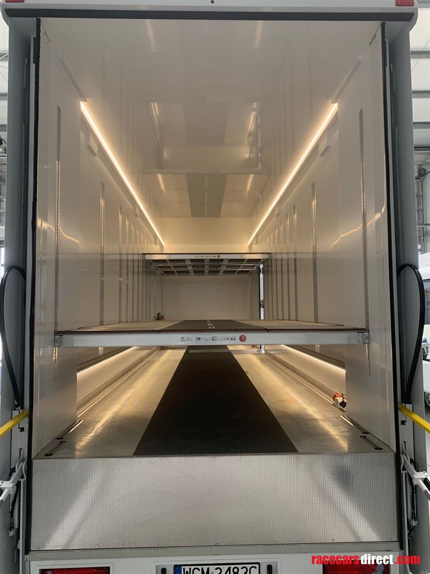 man-tgx-26430-62-2-transport-service-truck