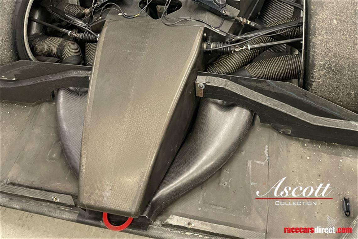 sold-2005-courage-c65-aer-lmp2