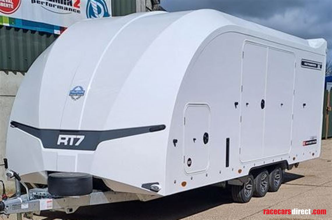 brian-james-race-transporter-7-my23---55m-x-2