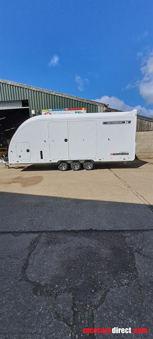 brian-james-race-transporter-7-my23---55m-x-2