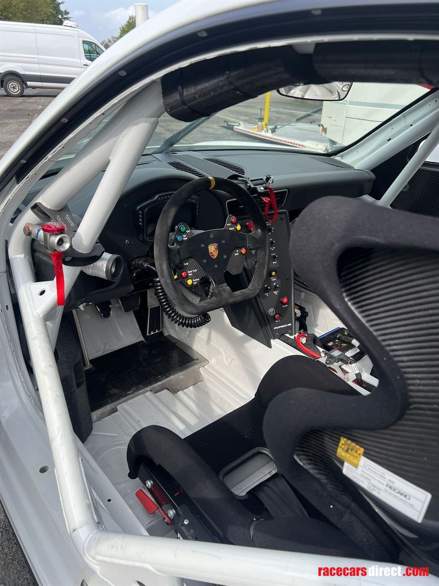 2019-porsche-9912-gt3-cup-car