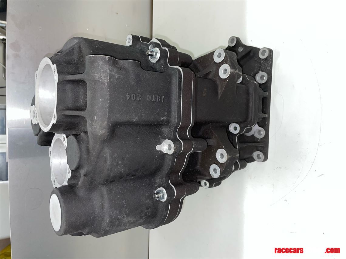 hewland-igtc-magnesium-case---new---no-vat