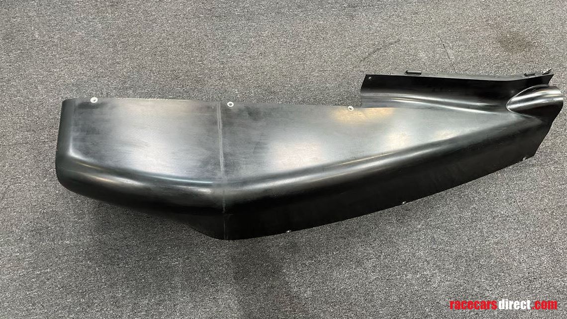 gb4-sidepods-pair