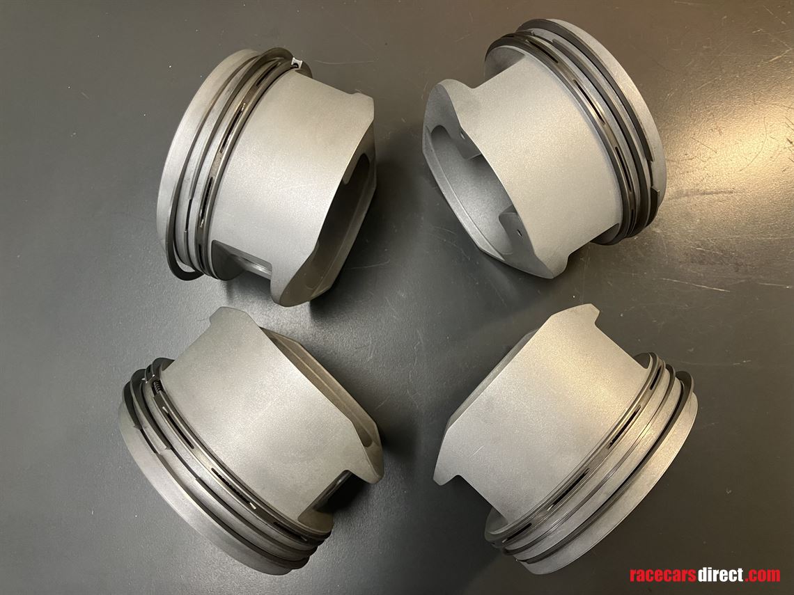 cosworth-22-bdg-crank-rods-pistons