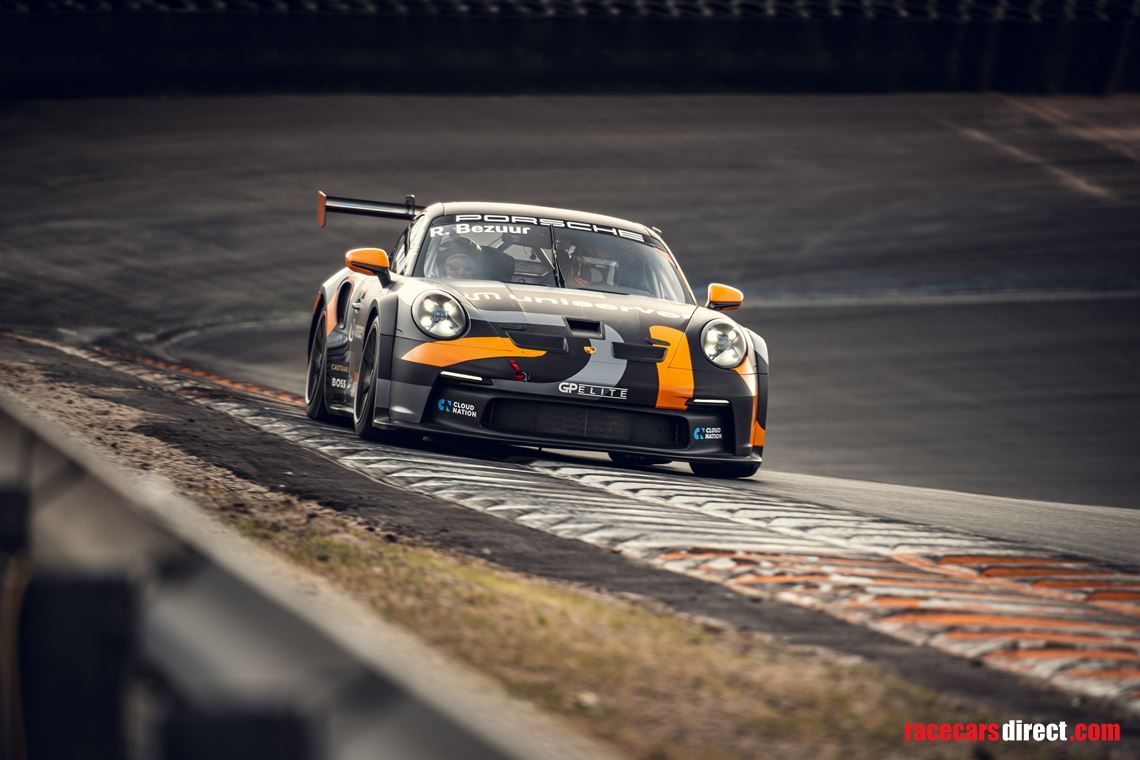 porsche-992-cup-my2022-for-sale-low-milage