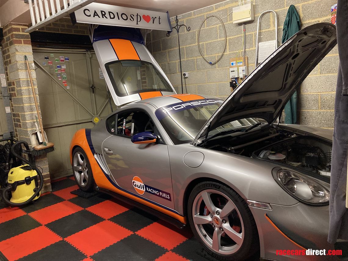 porsche-cayman-s-987-track-car