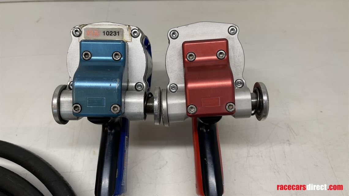 dp2000-fia-spec-1-drive-wheel-guns