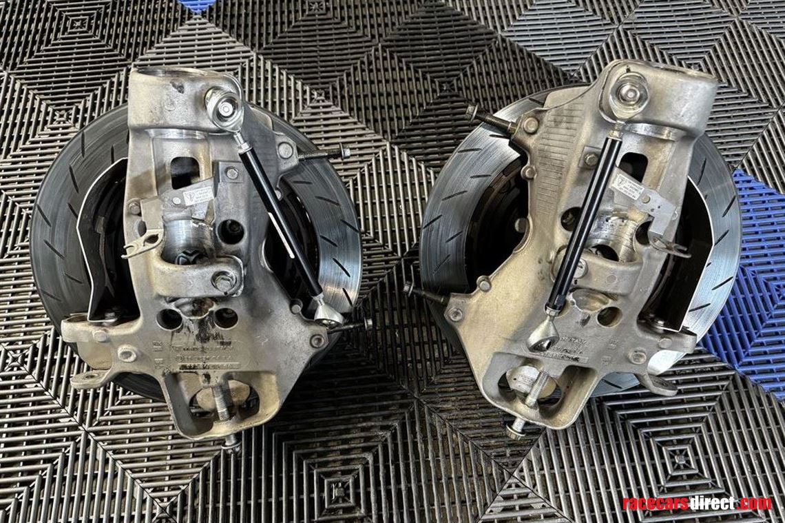 porsche-982-718-cayman-gt4-front-hub-wheel-ca