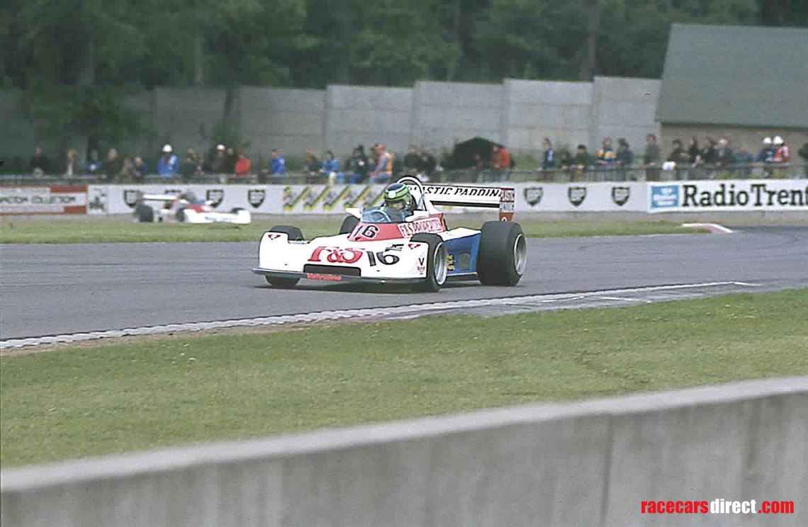 1978 DONNINGTON PARK F2 RACE BOY HAYJE CHEVRON B42 -16