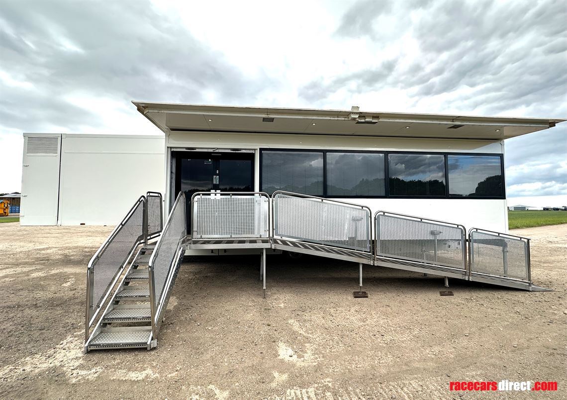 136-double-podded-marketing-exhibition-event